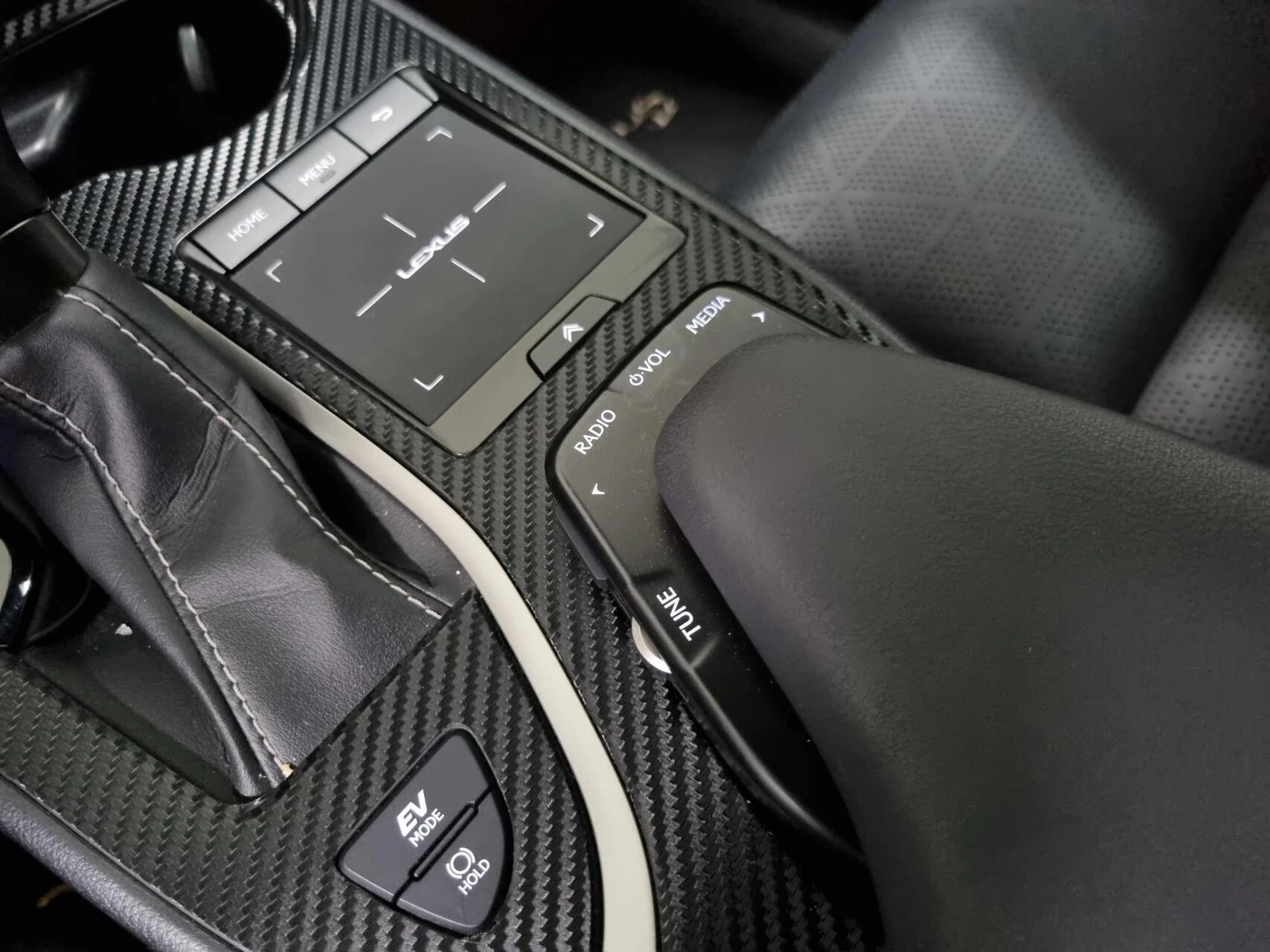 Hoofdafbeelding Lexus UX