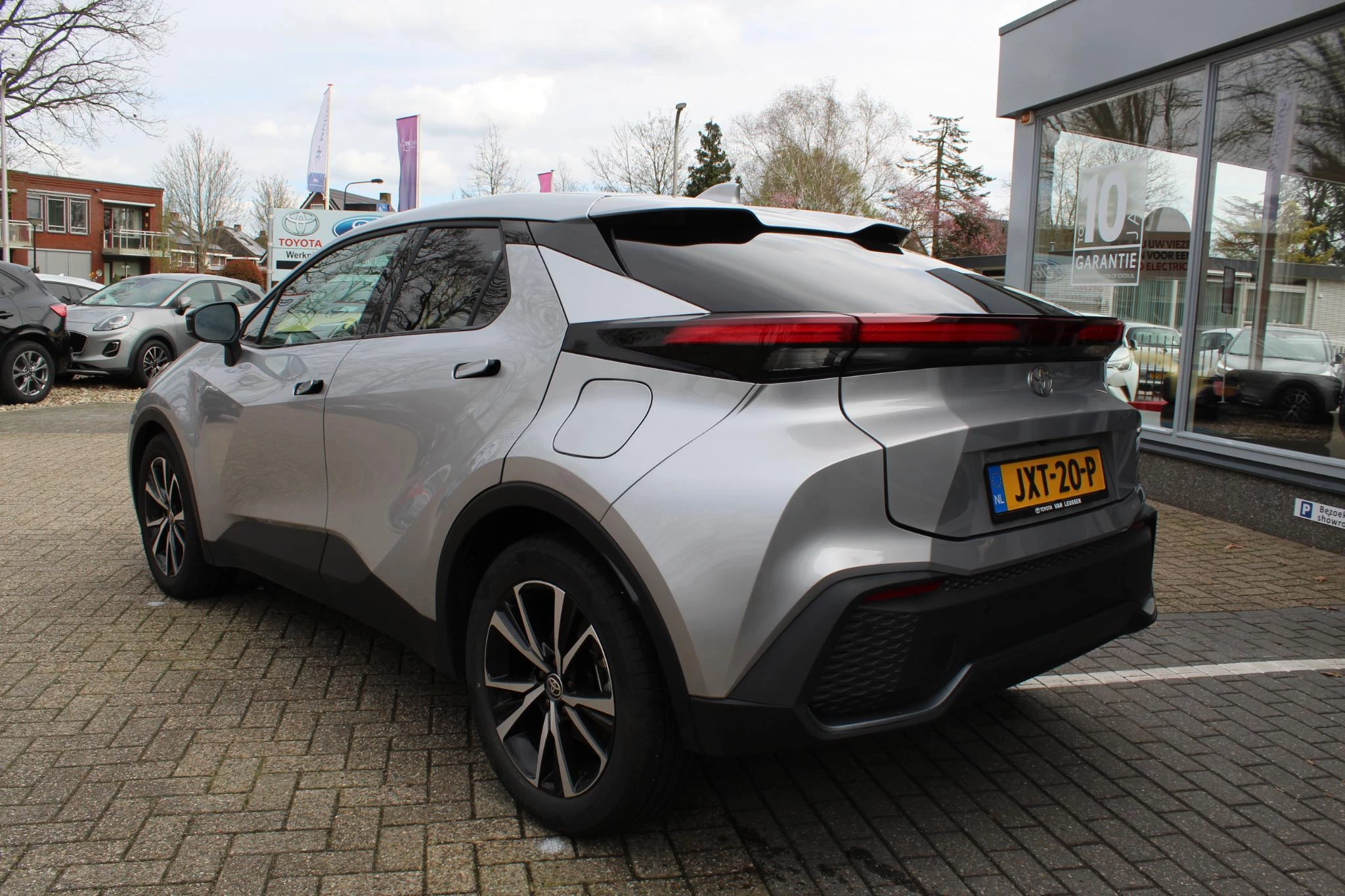 Hoofdafbeelding Toyota C-HR