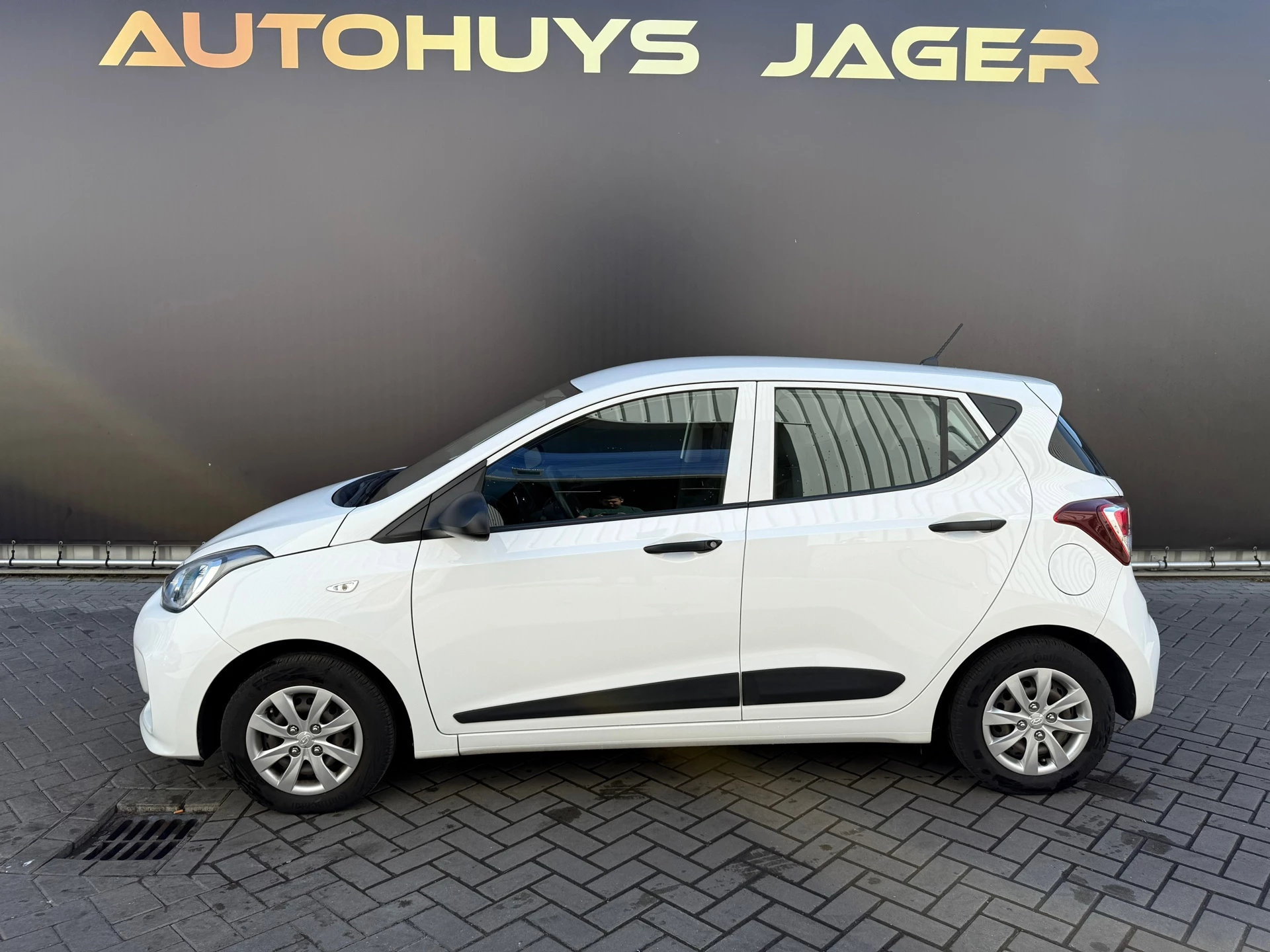 Hoofdafbeelding Hyundai i10