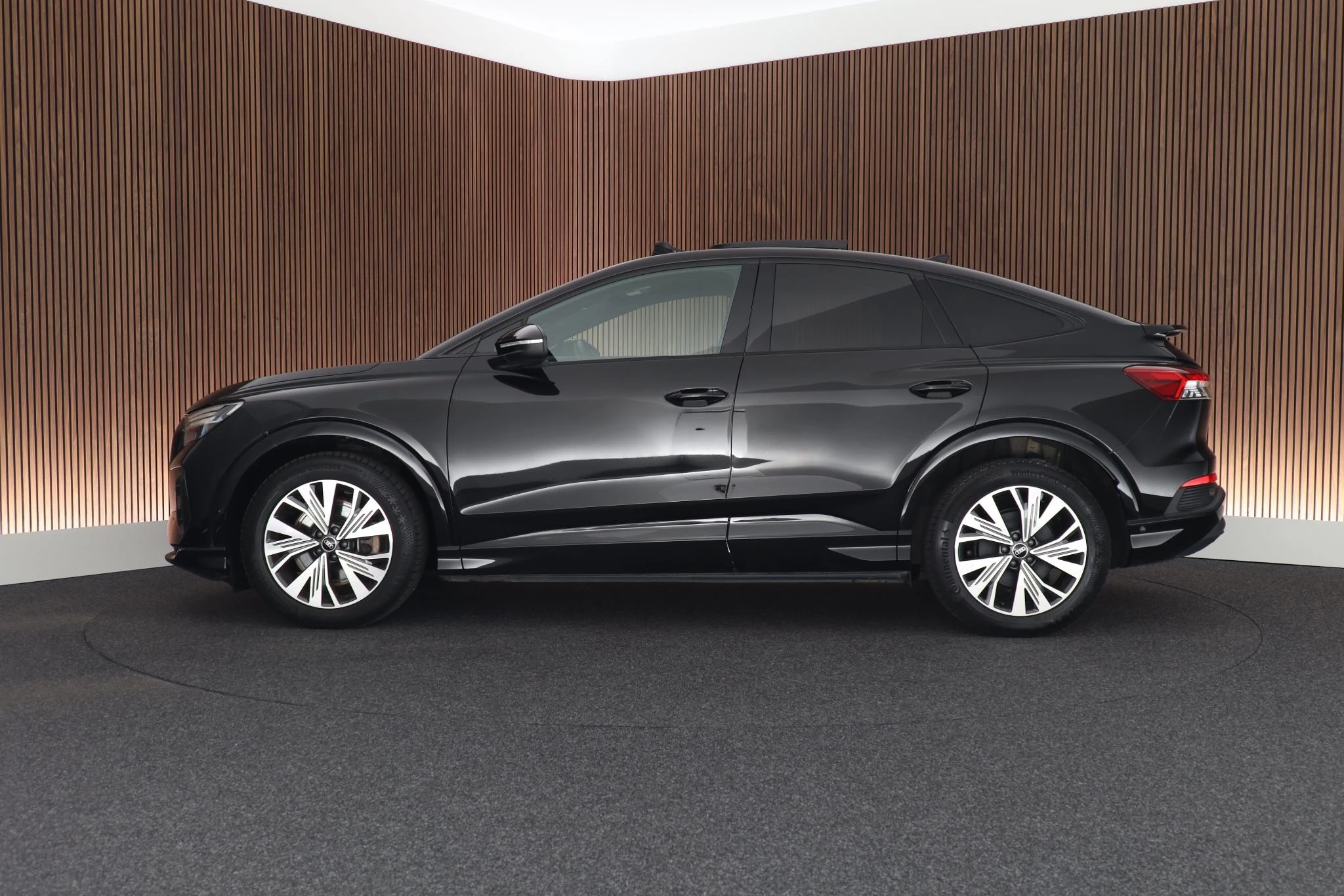 Hoofdafbeelding Audi Q4 Sportback e-tron