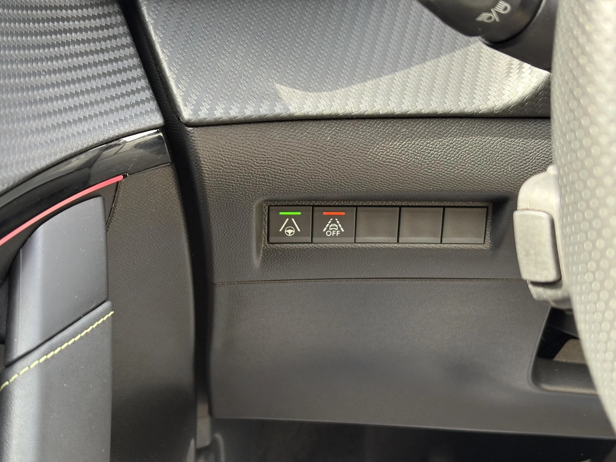 Hoofdafbeelding Peugeot e-208