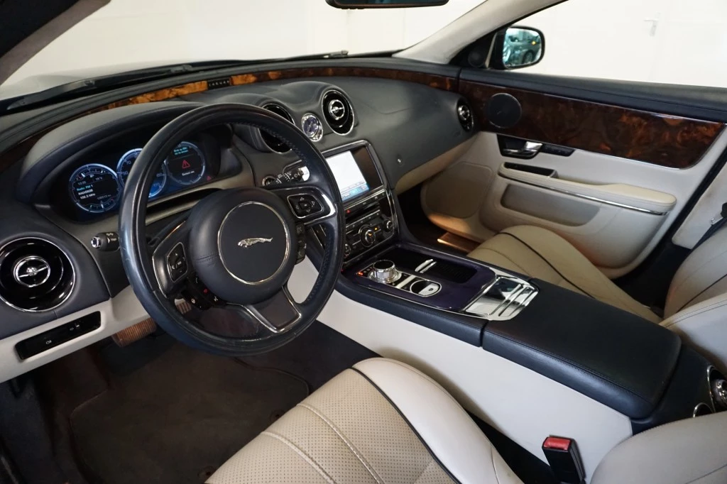 Hoofdafbeelding Jaguar XJ