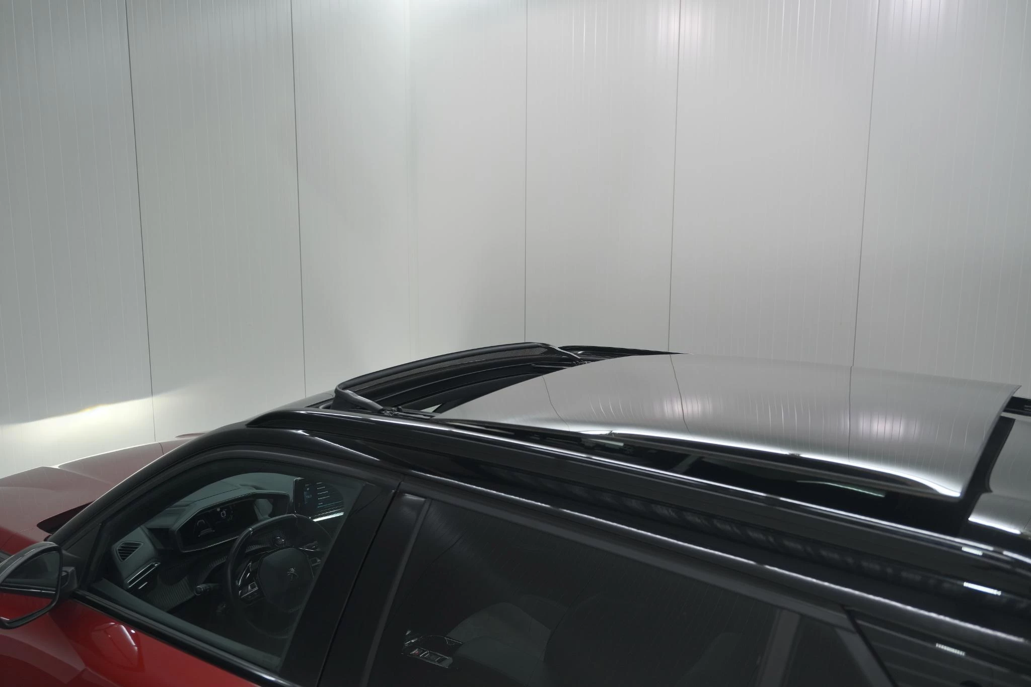 Hoofdafbeelding Peugeot e-2008