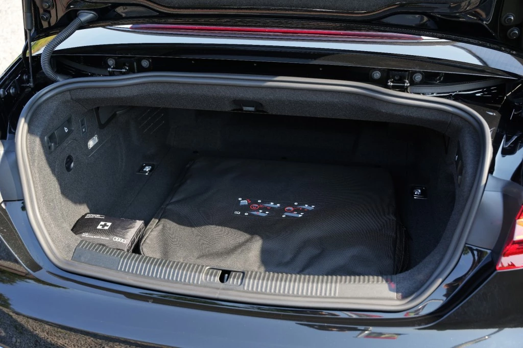 Hoofdafbeelding Audi S5