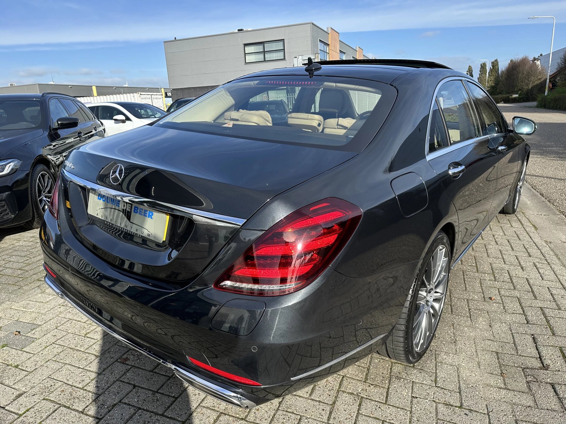 Hoofdafbeelding Mercedes-Benz S-Klasse