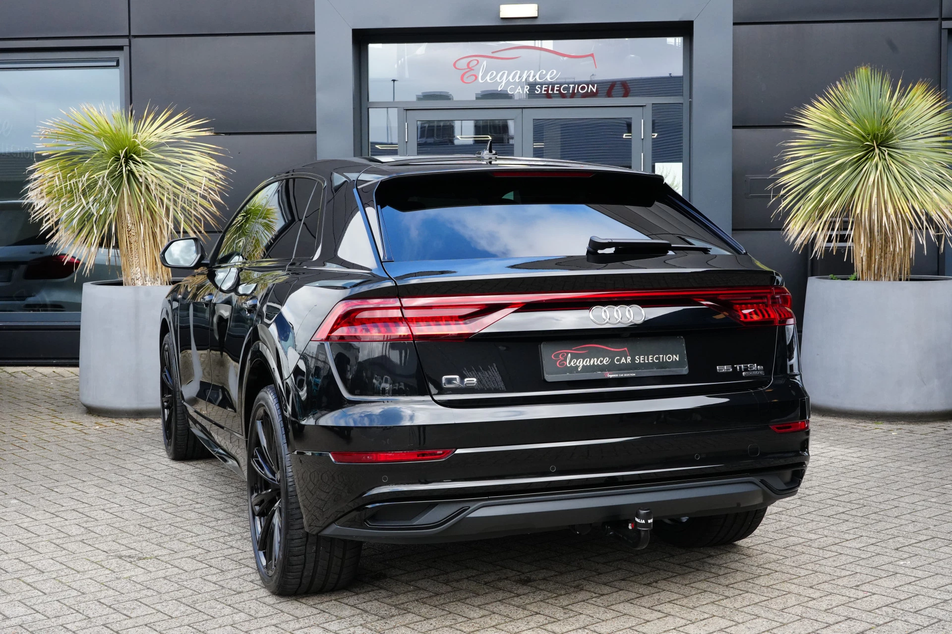 Hoofdafbeelding Audi Q8