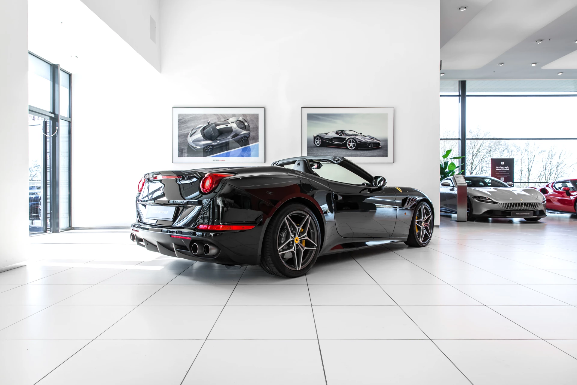 Hoofdafbeelding Ferrari California