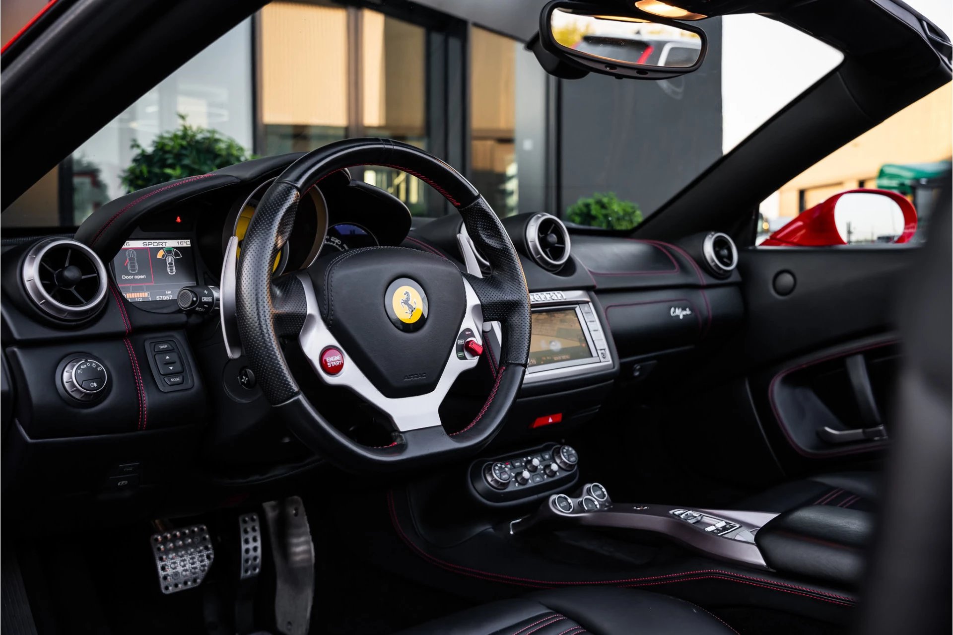 Hoofdafbeelding Ferrari California