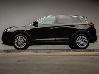Opel Grandland X 1.2 Turbo Innovation Sport (APPLE CARPLAY,NAVI,LED,CRUISE,CLIMATE,SPORTSTOELEN,CAMERA,GETINT,NETTESTAAT)