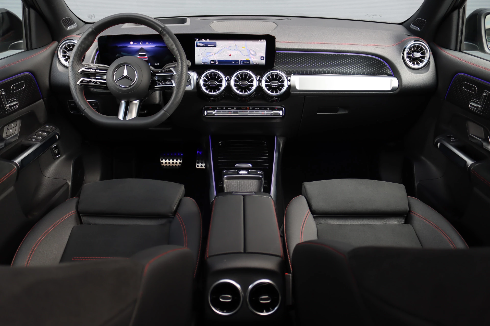 Hoofdafbeelding Mercedes-Benz EQB