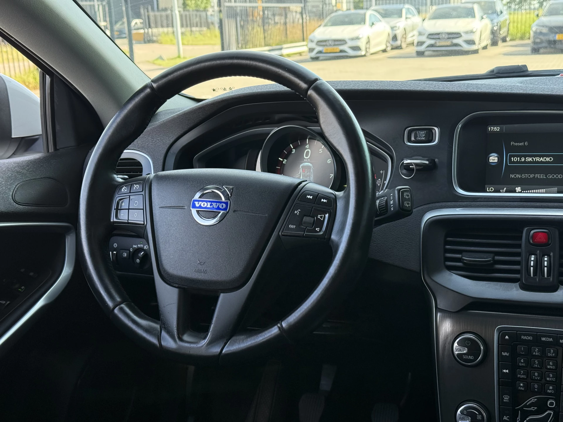 Hoofdafbeelding Volvo V40