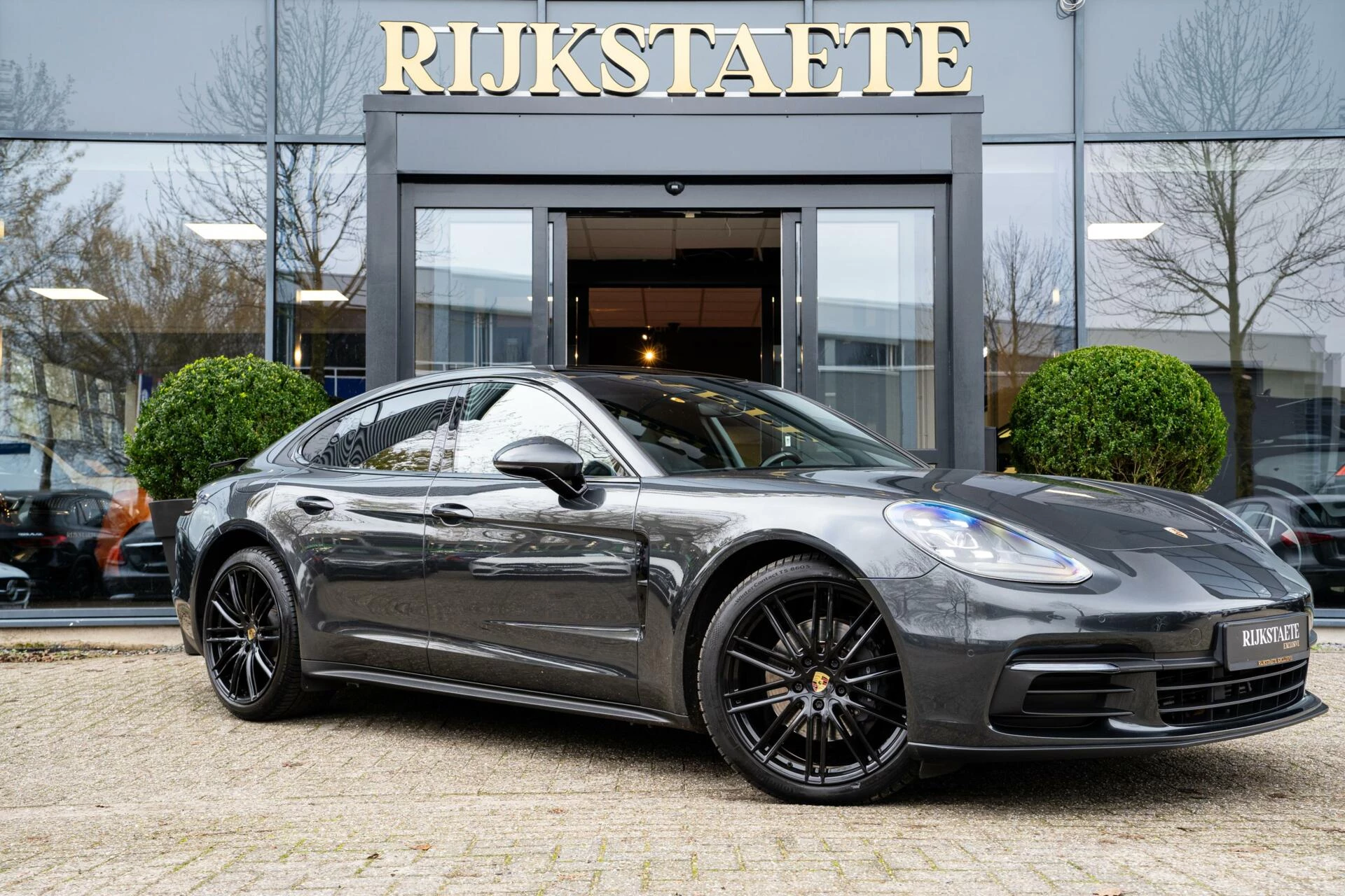 Hoofdafbeelding Porsche Panamera