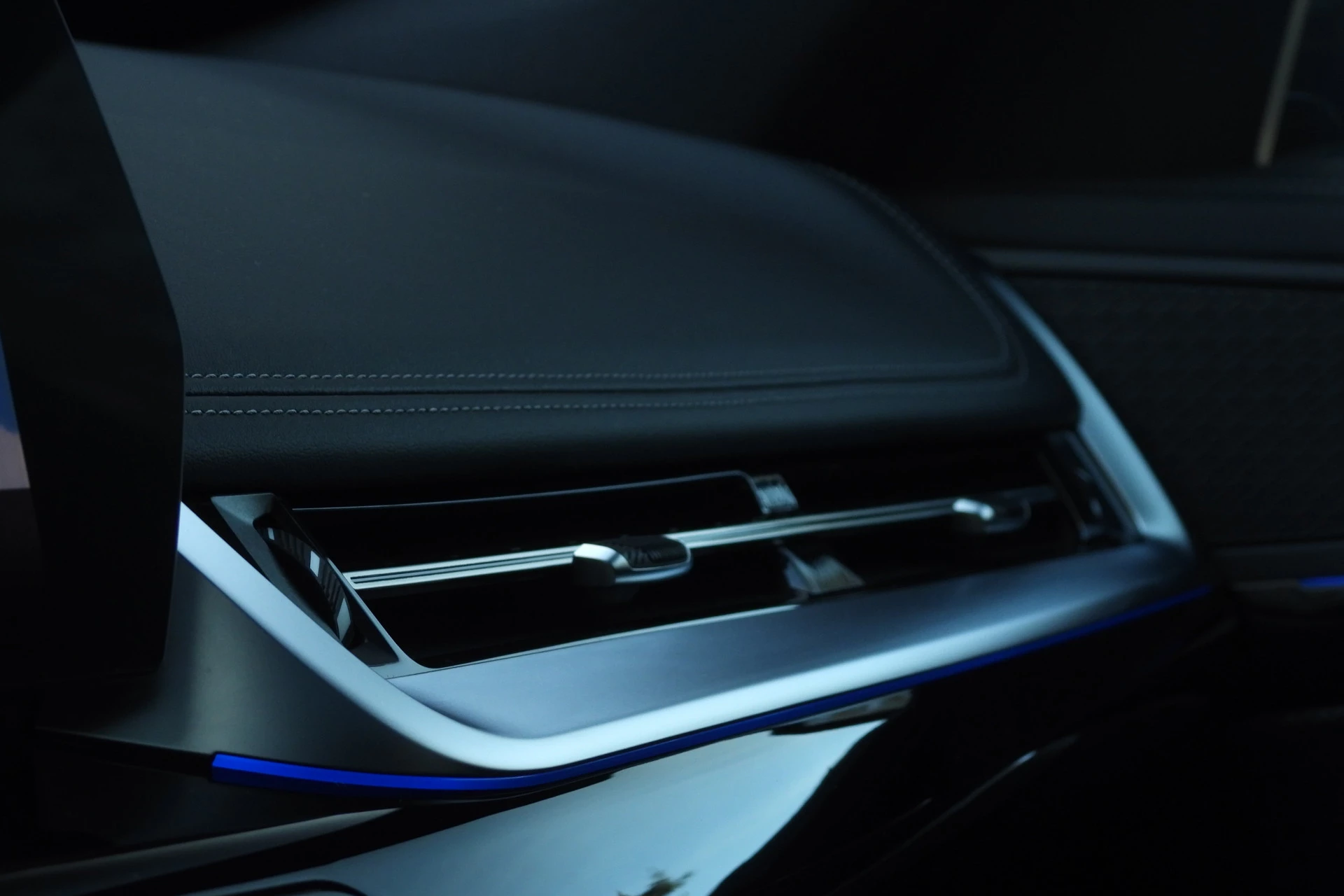 Hoofdafbeelding BMW iX1