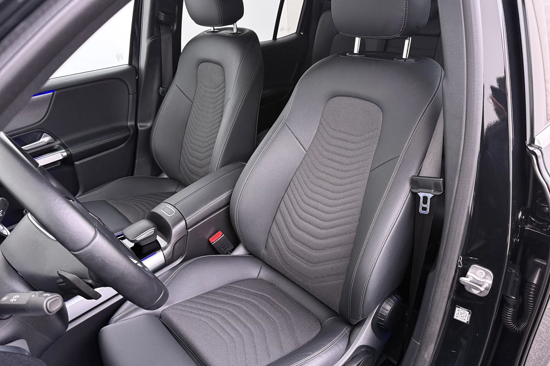 Hoofdafbeelding Mercedes-Benz EQB