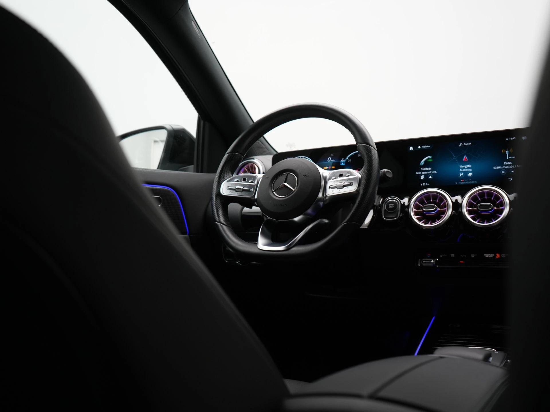 Hoofdafbeelding Mercedes-Benz EQA