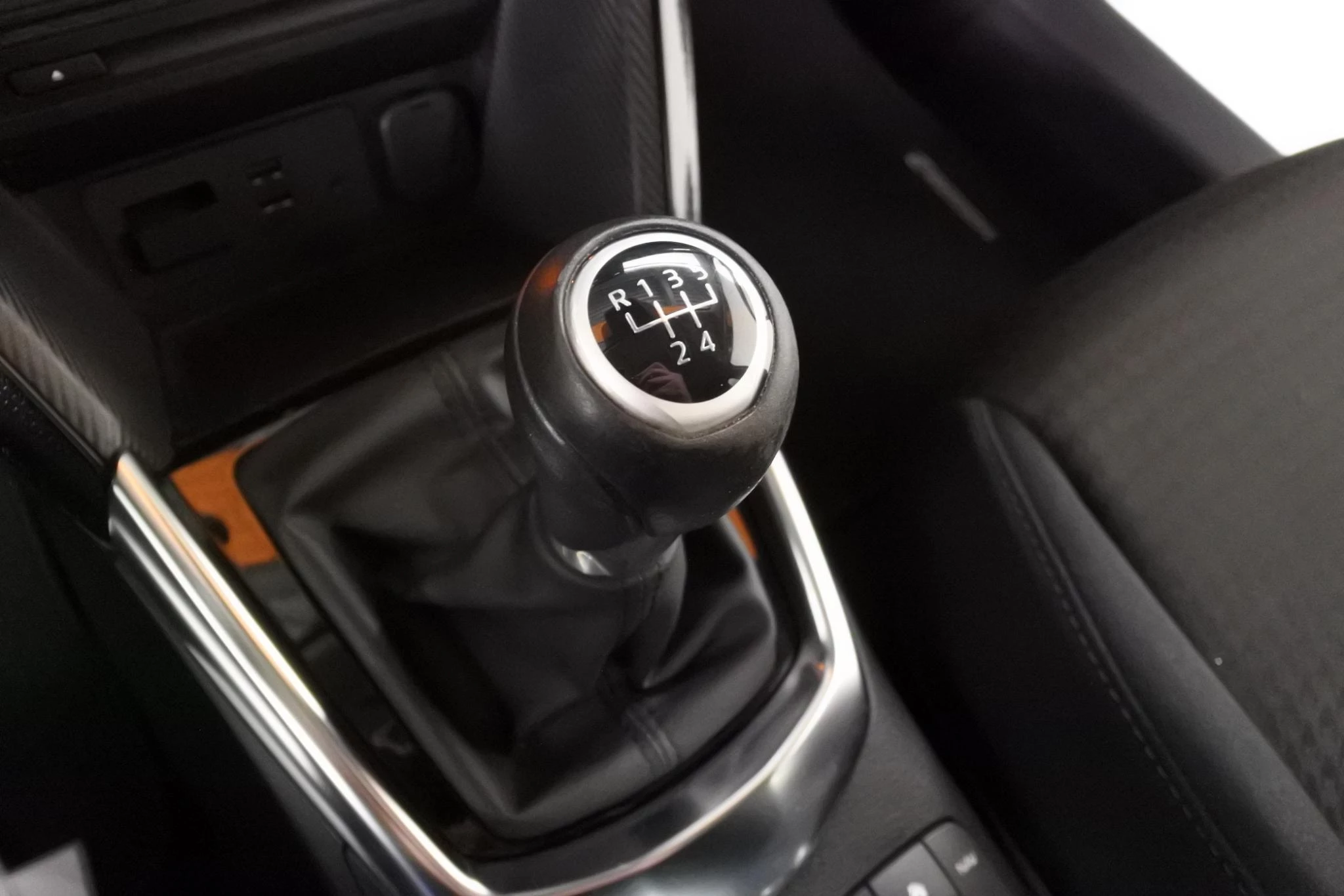 Hoofdafbeelding Mazda 2