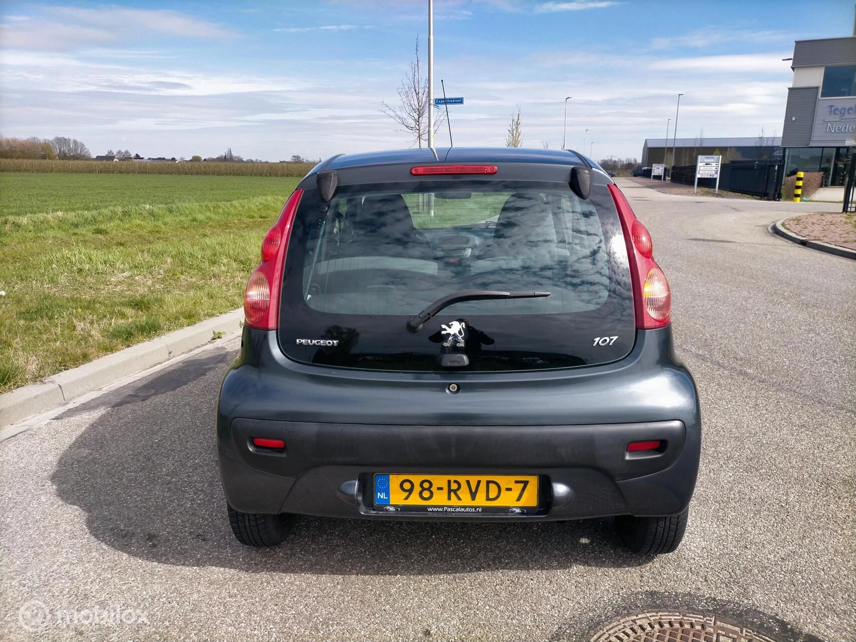 Hoofdafbeelding Peugeot 107