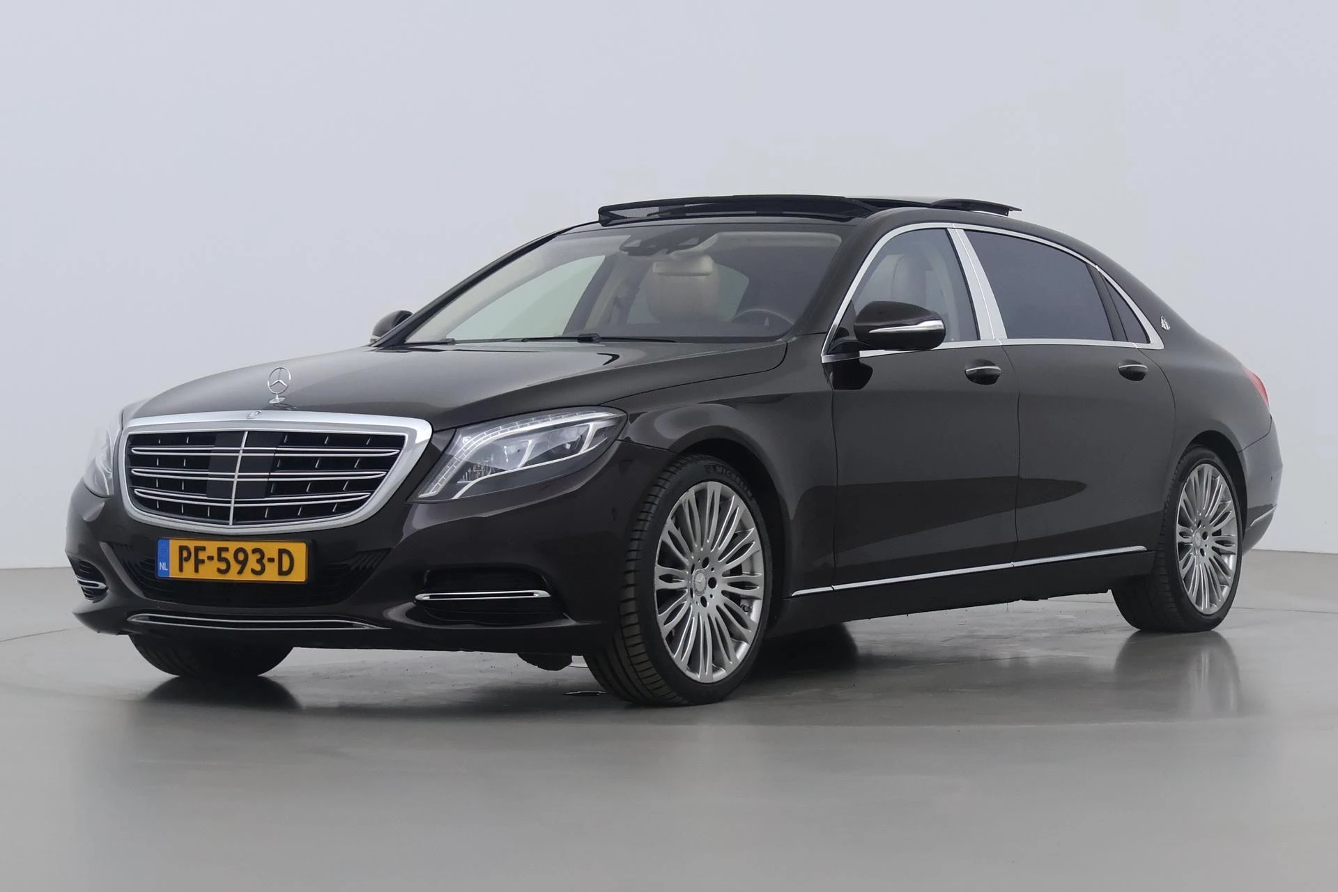 Hoofdafbeelding Mercedes-Benz S-Klasse