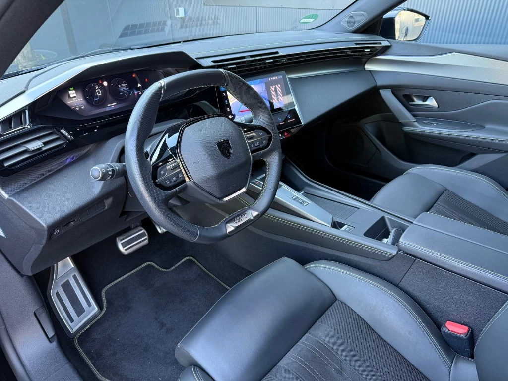 Hoofdafbeelding Peugeot 408