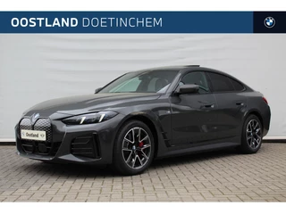 BMW i4 xDrive40 M Sport / Schuif-kanteldak / Trekhaak / Adaptieve LED / M Adaptief onderstel / Parking Assistant Plus / Comfort Access / Stuurverwarming