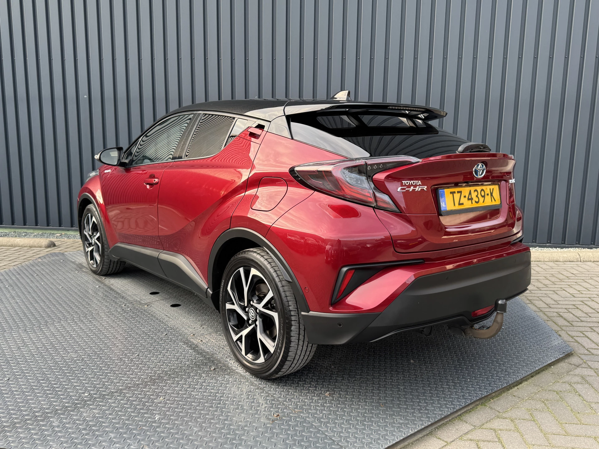 Hoofdafbeelding Toyota C-HR