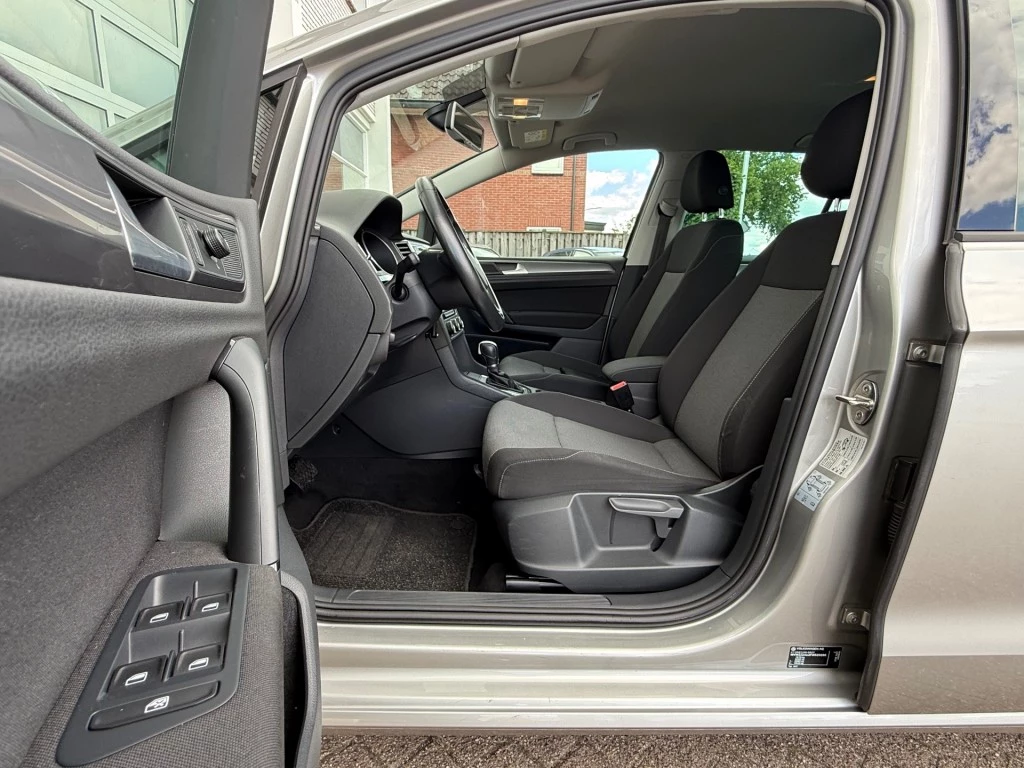 Hoofdafbeelding Volkswagen Golf Sportsvan