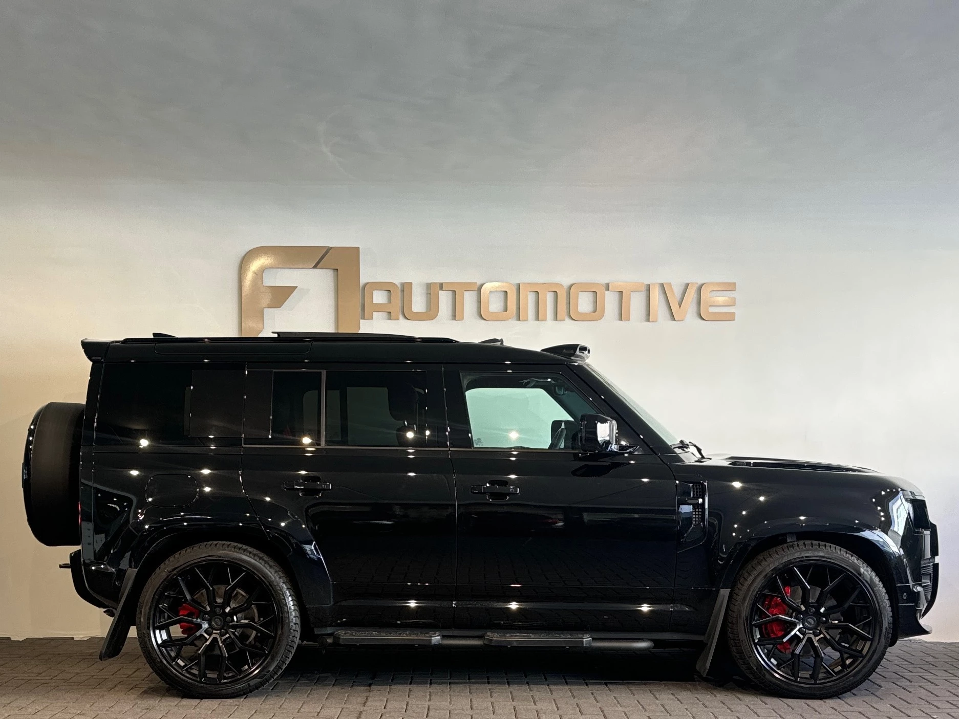 Hoofdafbeelding Land Rover Defender