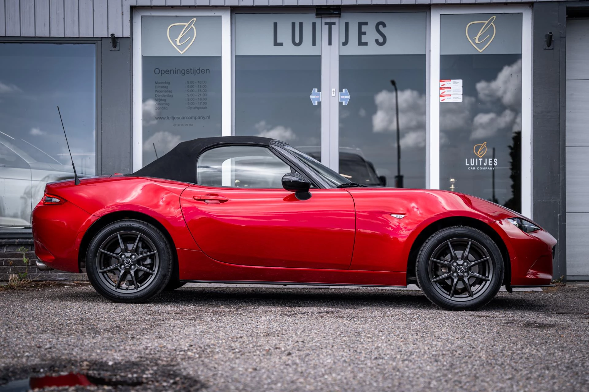 Hoofdafbeelding Mazda MX-5