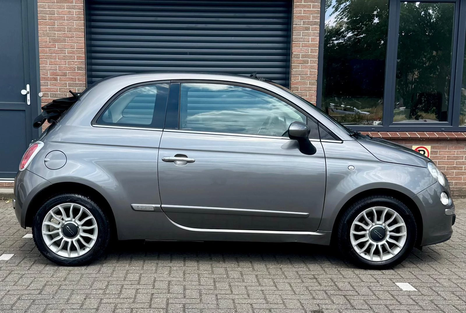 Hoofdafbeelding Fiat 500C