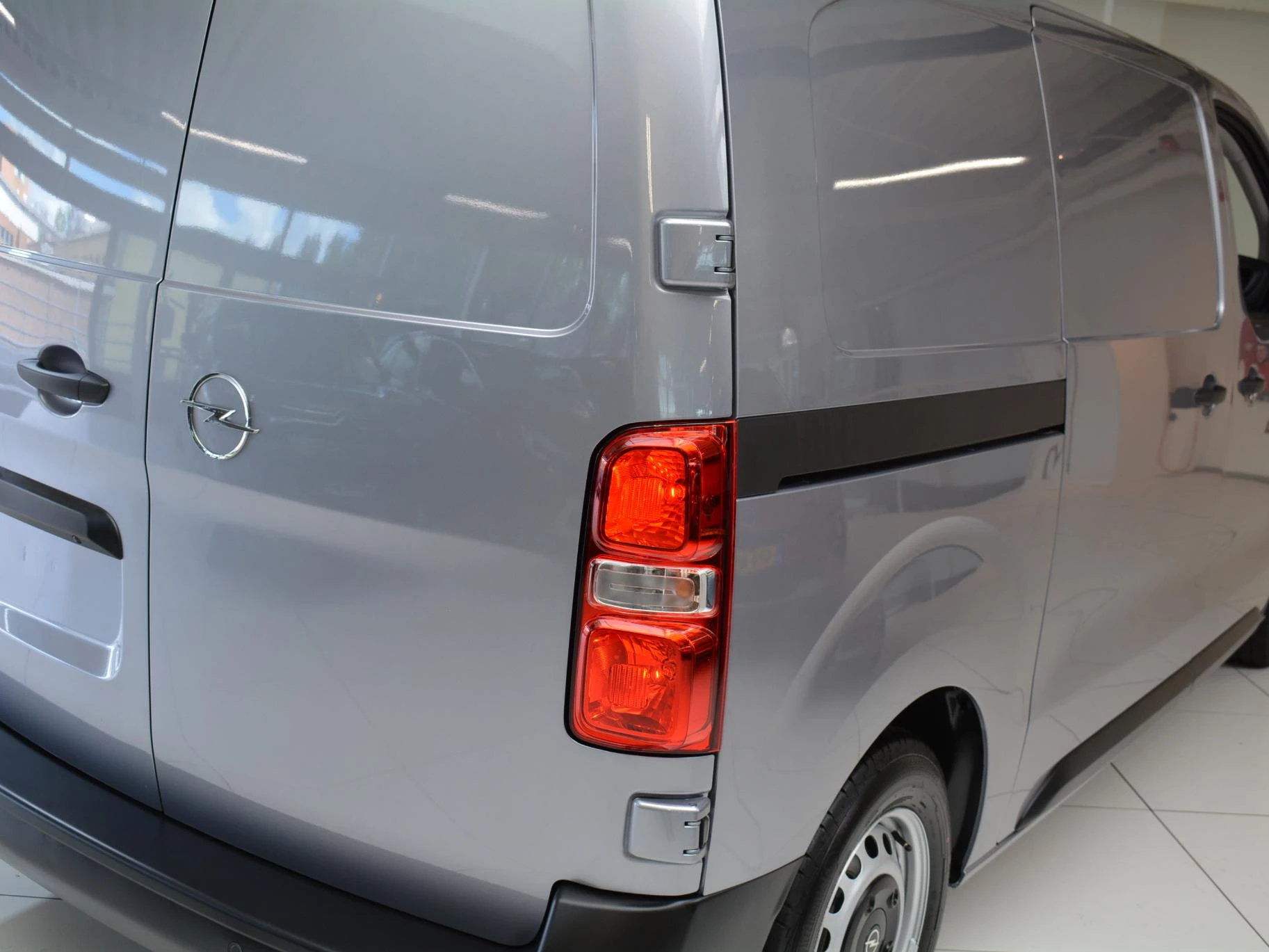 Hoofdafbeelding Opel Vivaro-e