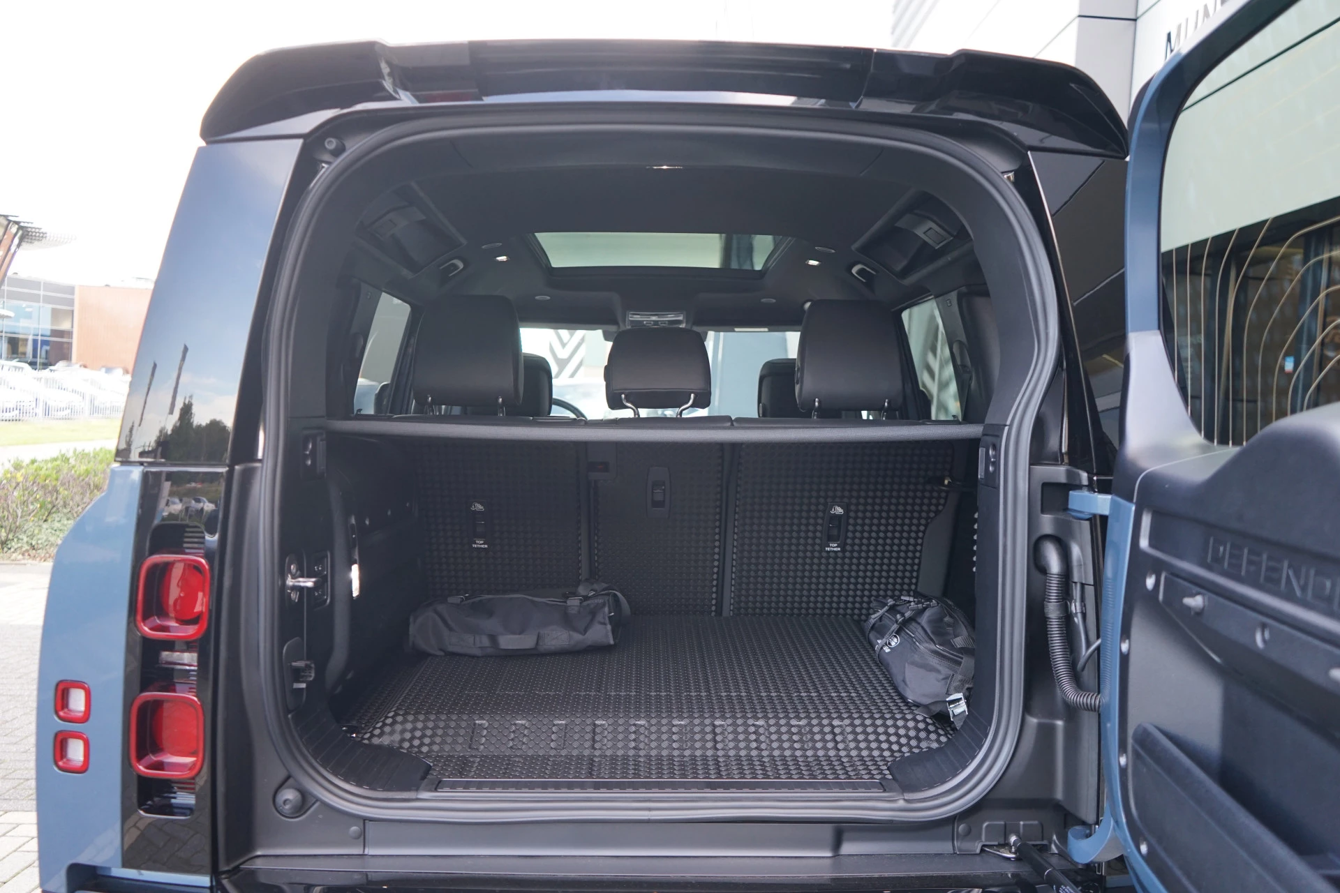 Hoofdafbeelding Land Rover Defender