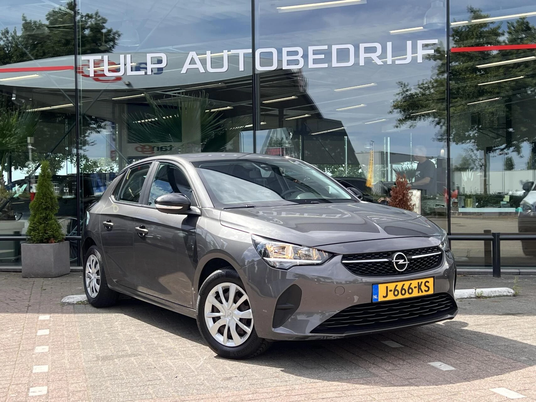 Hoofdafbeelding Opel Corsa
