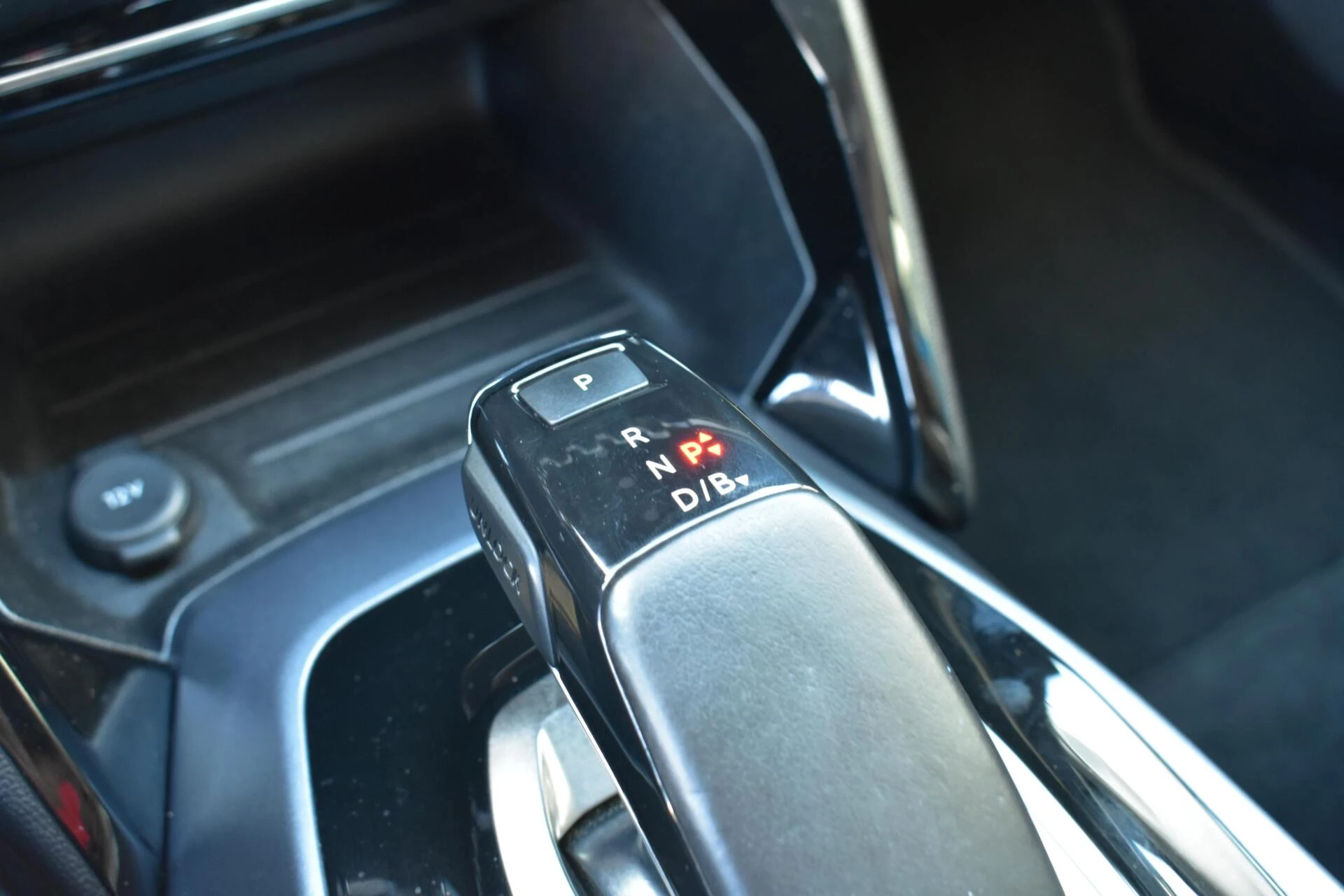 Hoofdafbeelding Peugeot e-2008