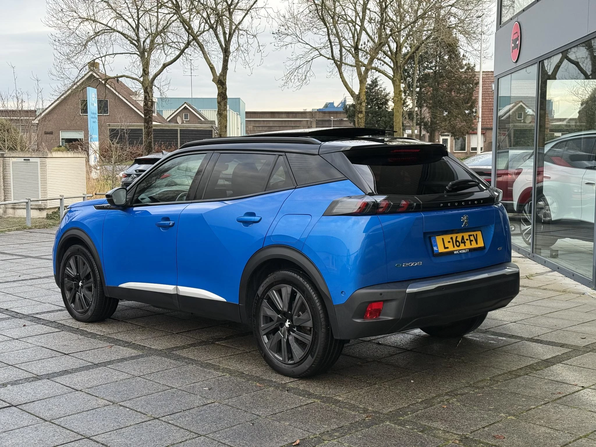 Hoofdafbeelding Peugeot e-2008