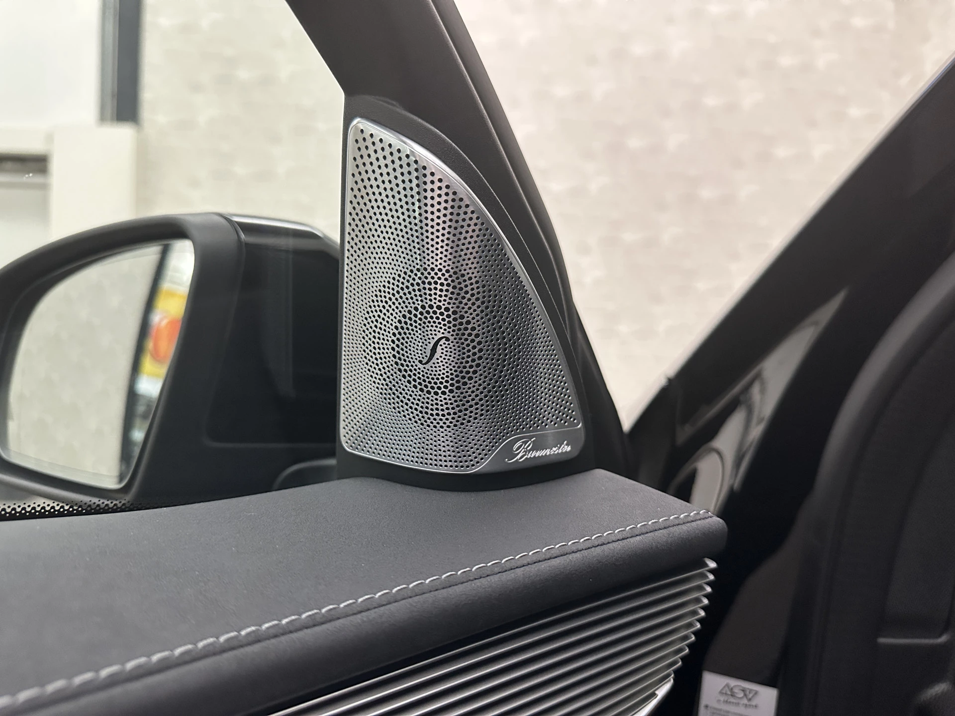 Hoofdafbeelding Mercedes-Benz EQC