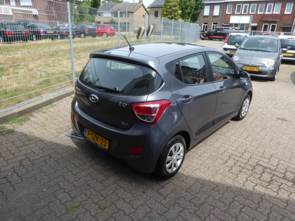 Hoofdafbeelding Hyundai i10