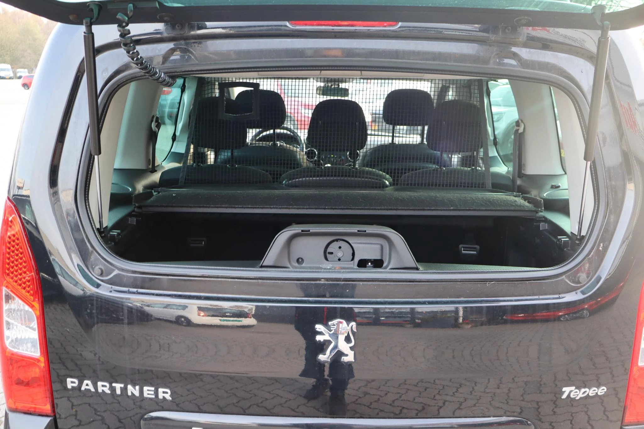 Hoofdafbeelding Peugeot Partner