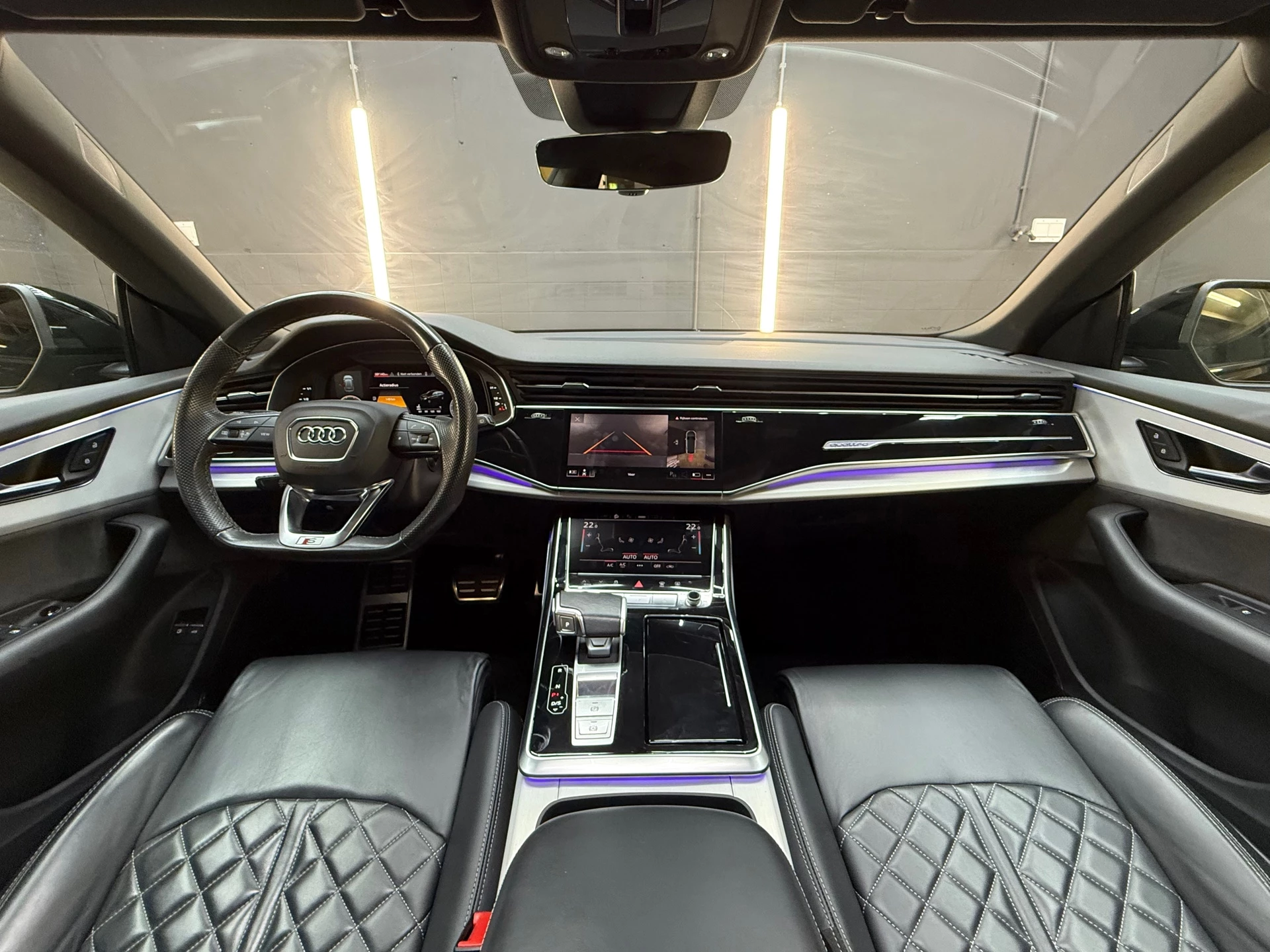 Hoofdafbeelding Audi Q8