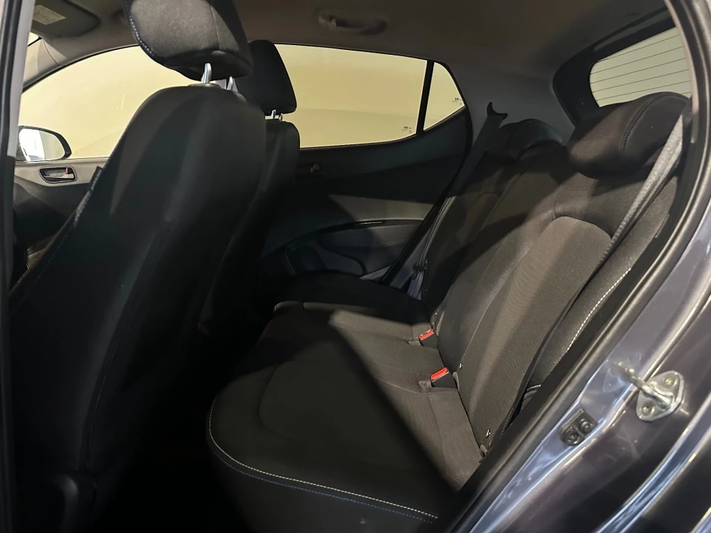 Hoofdafbeelding Hyundai i10