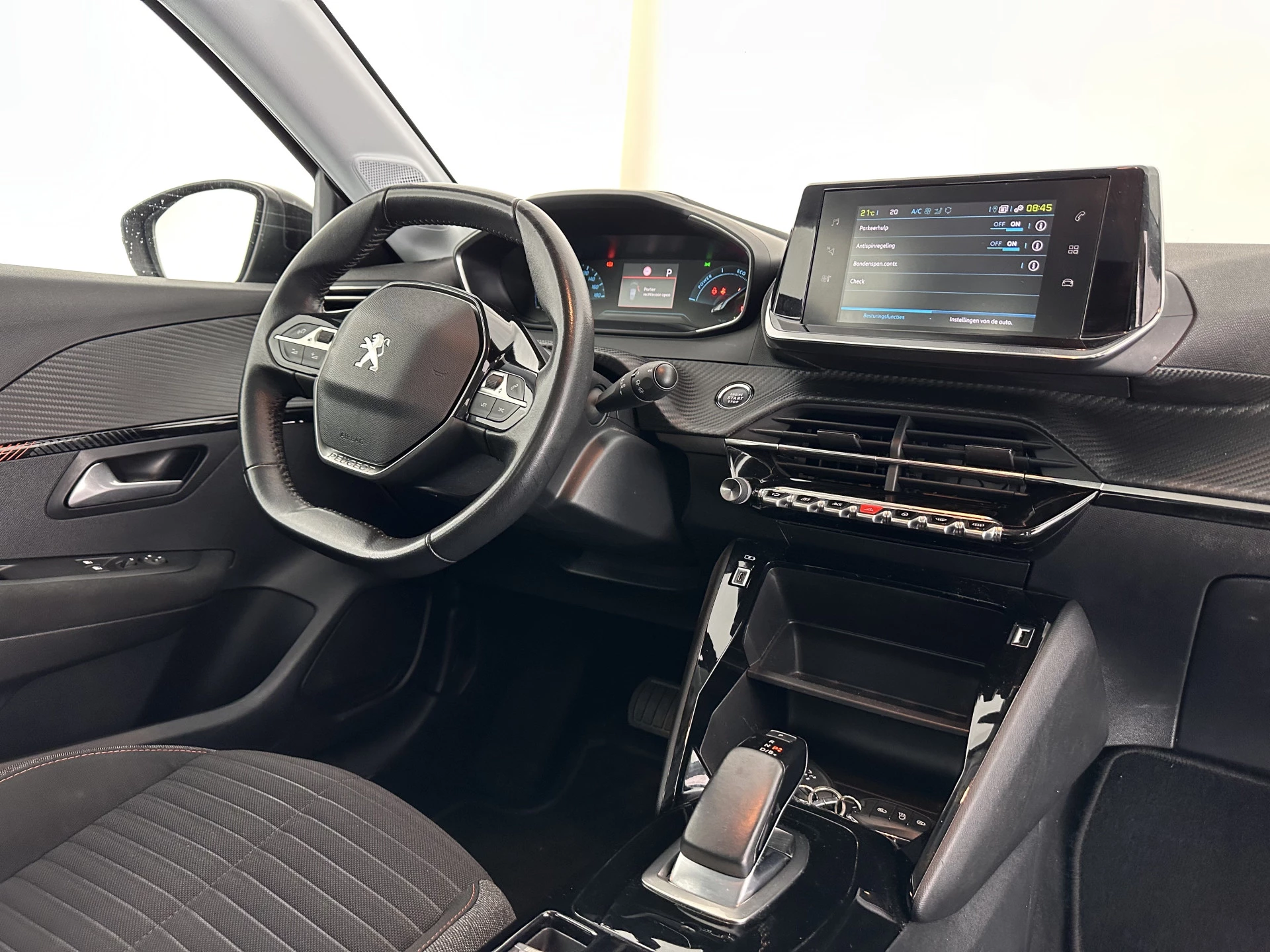 Hoofdafbeelding Peugeot e-208