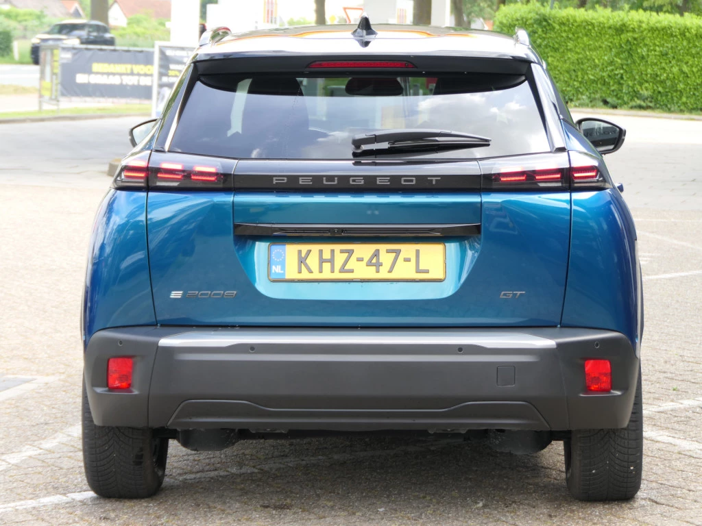 Hoofdafbeelding Peugeot e-2008