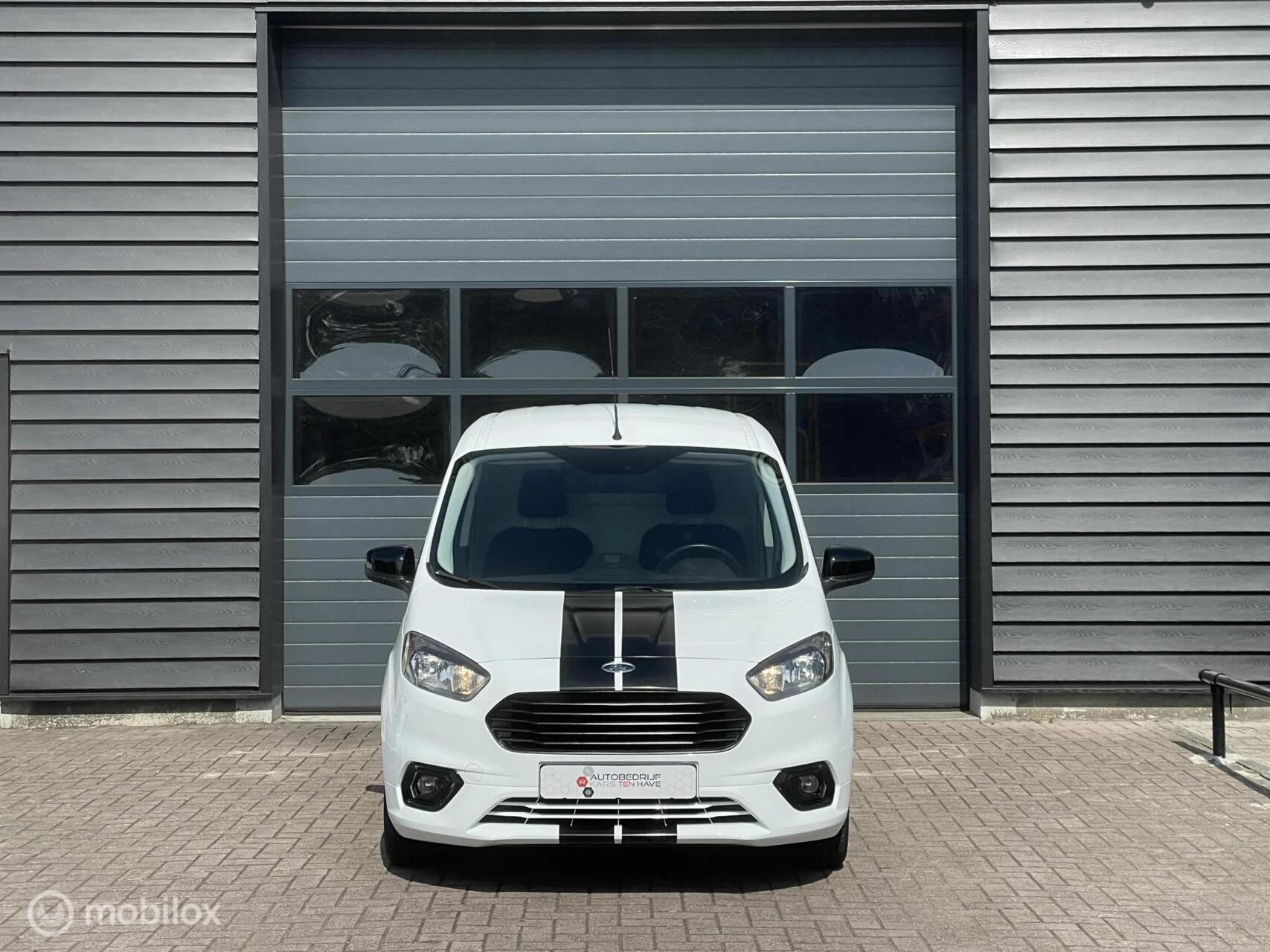 Hoofdafbeelding Ford Transit Courier
