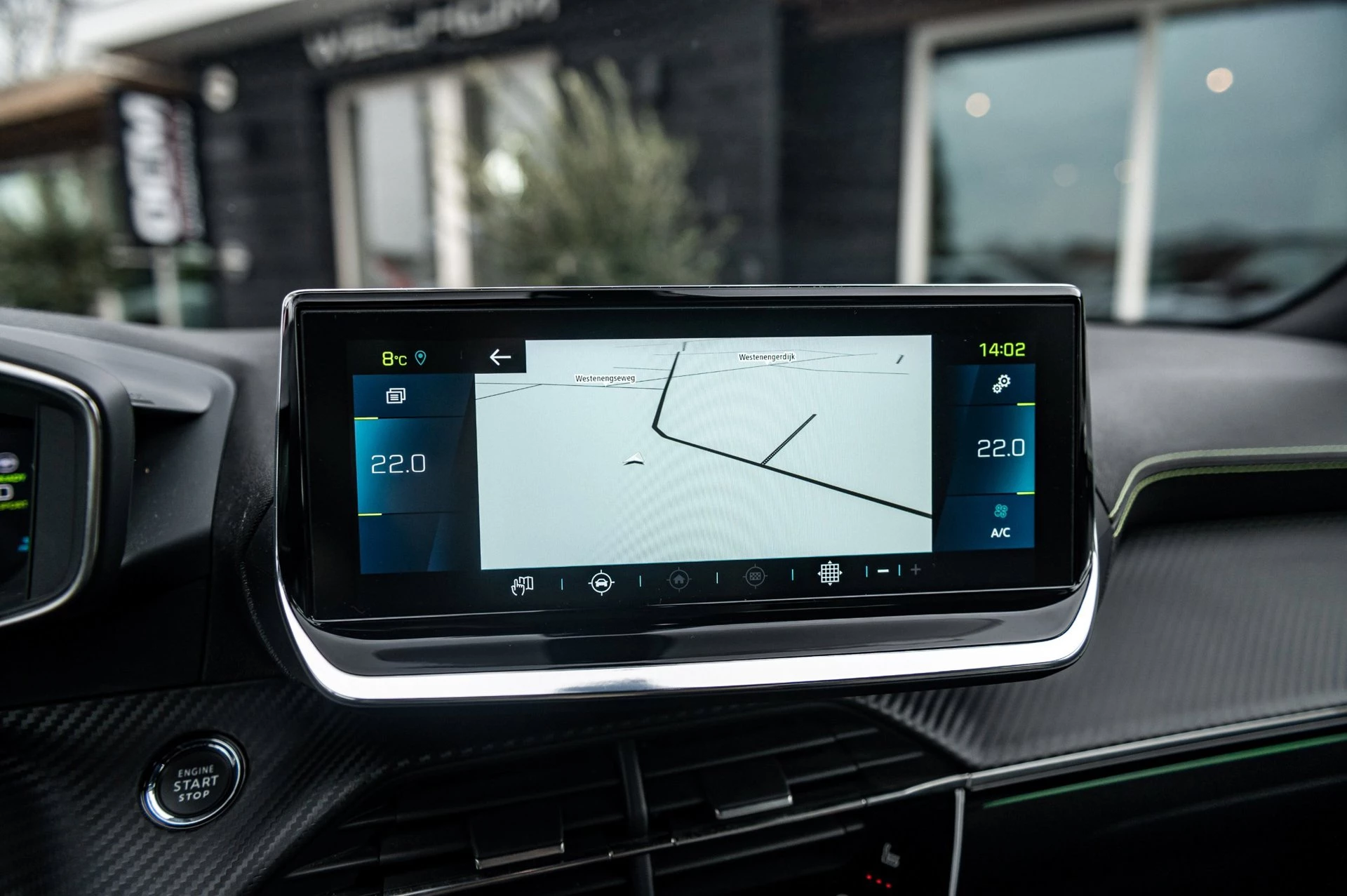 Hoofdafbeelding Peugeot e-2008