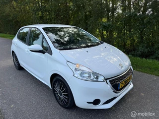 Peugeot 208 1.0 VTi Access Motorschade