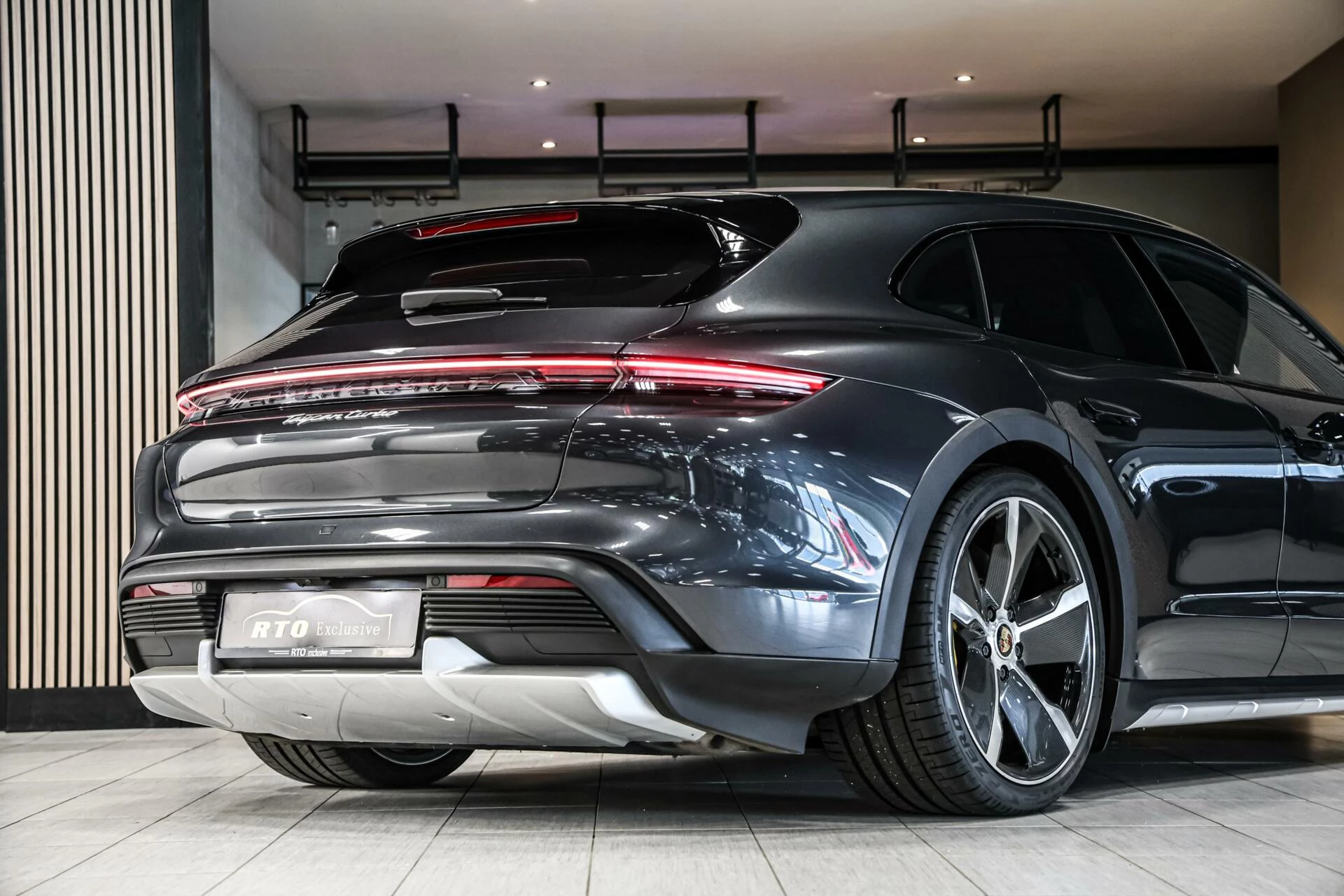 Hoofdafbeelding Porsche Taycan
