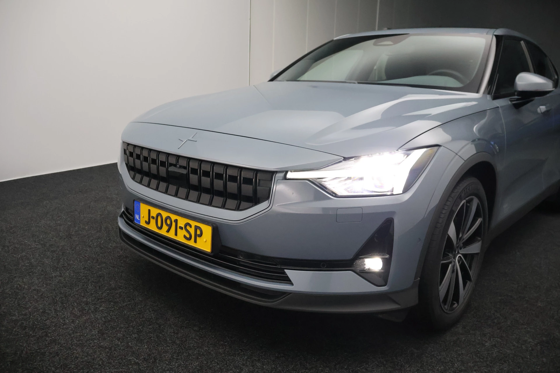 Hoofdafbeelding Polestar 2