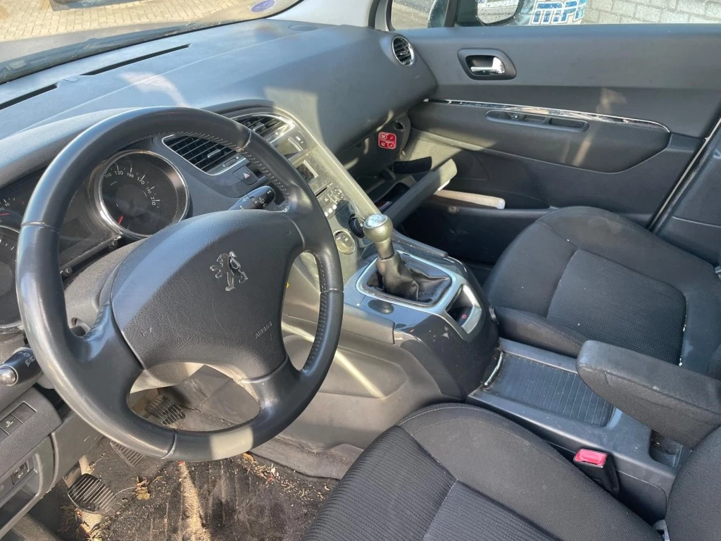 Hoofdafbeelding Peugeot 5008