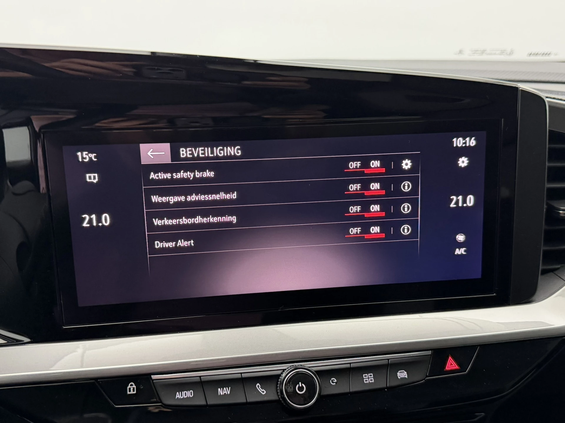Hoofdafbeelding Opel Mokka-e