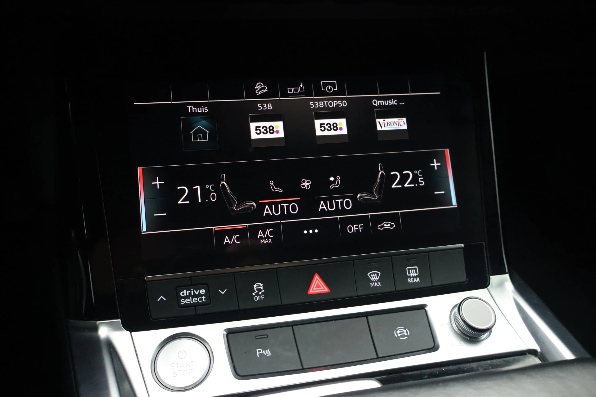 Hoofdafbeelding Audi e-tron