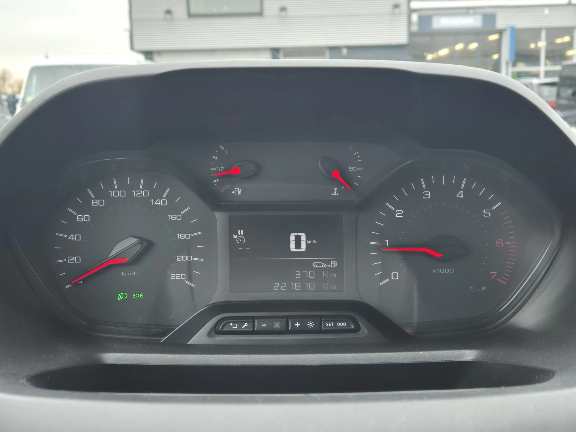 Hoofdafbeelding Peugeot Partner